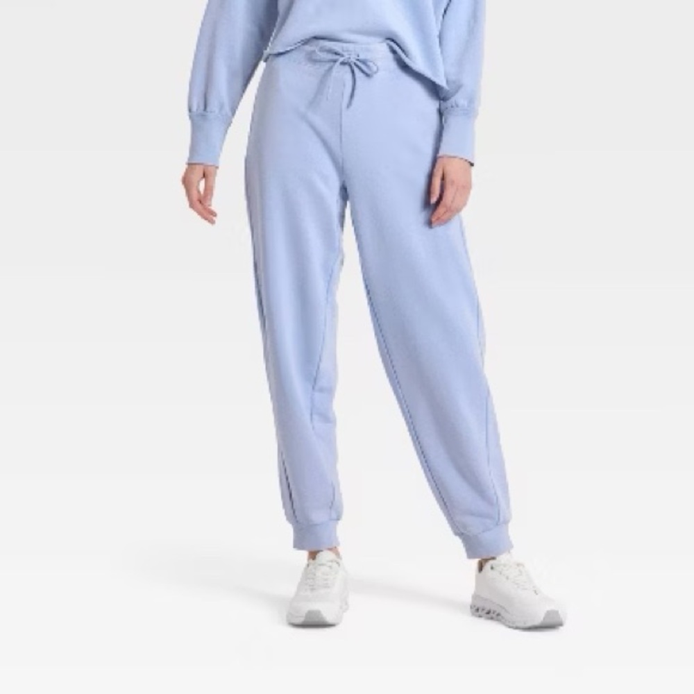 JOYLAB Women's Mid-Rise Fleece Jogger Pants - Hydrangea Blue XS, M & L